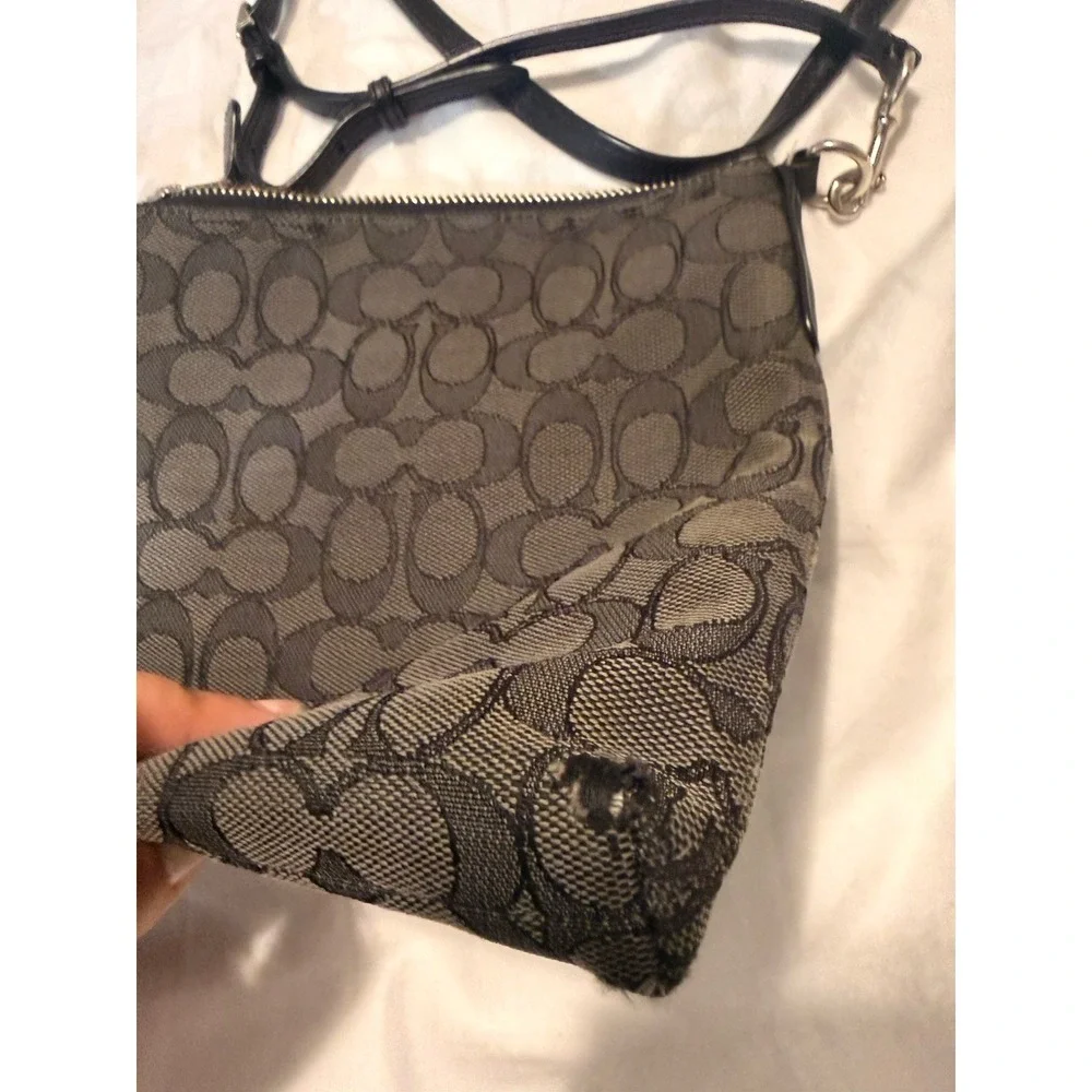 Coach Kitt Messenger Black Crossbody Bag Purse Fair Condition